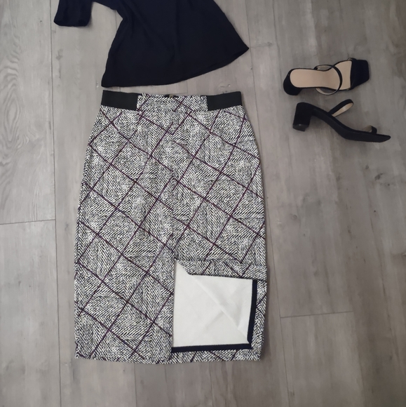 Worthington, Pencil Skirt, Size 12 - Picture 2 of 3